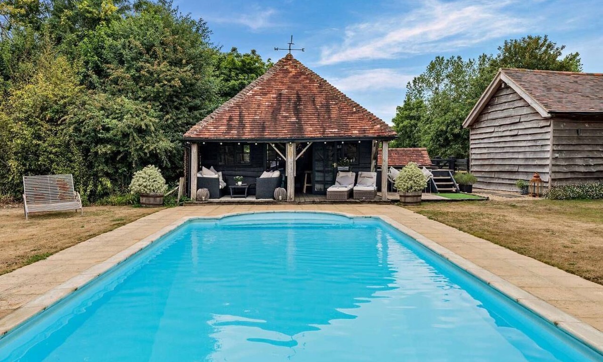 New Forest District Cottage | 1 Bed in Fordingbridge (oc-93636)