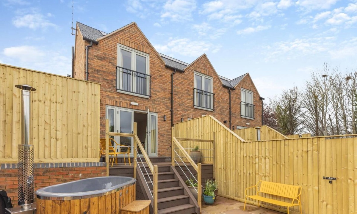 Pershore Cottage | 1 Bed in Pershore (oc-t29051)