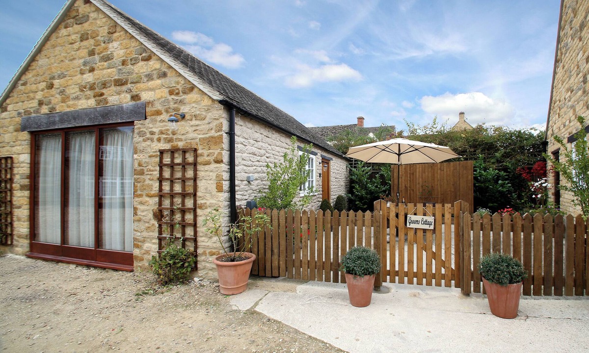 Kingham Cottage | 1 bedroom accommodation in Near Stow-on-the-Wold