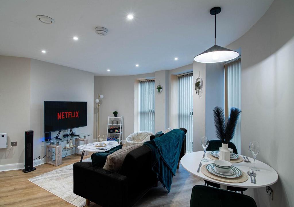 Leeds Apartment | 1Bed Modern Central Leeds Apt By Victoria Quarter
