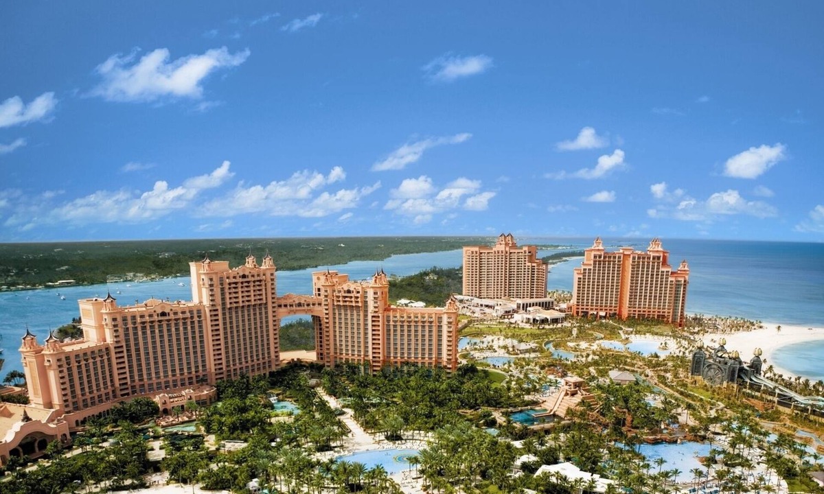Paradise Island Condo | 1BR Oceanfront Suite – The Reef Atlantis, Full Kitchen & Balcony Sleeps 5