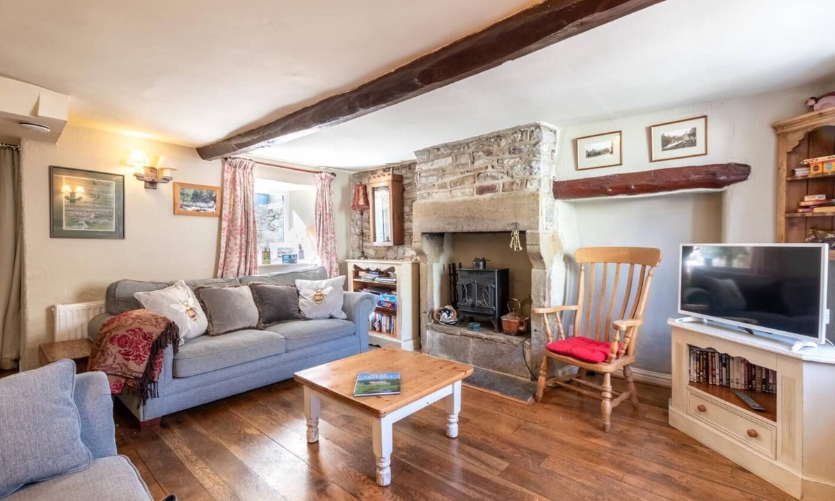 Castleton Cottage | 2 Bed in Castleton (oc-o30120)