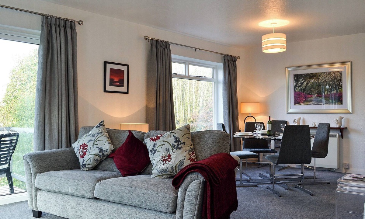 Bowness-on-Windermere Cottage | 2 bedroom accommodation in Bowness-on-Windermere