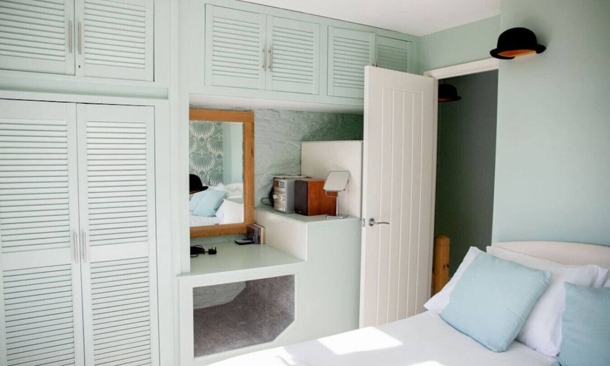 Stoke Fleming House | 2 BR Home In Quite Village/Beaches & Sea View