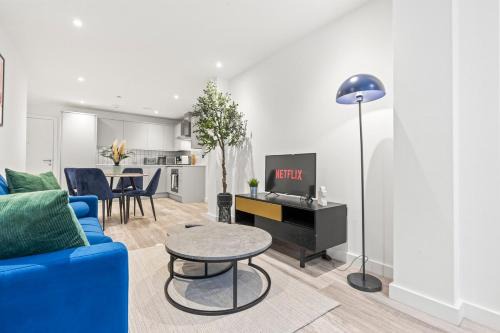 Bordesley Apartment | #20 2 Bed 2 Bath Balcony Lux Digbeth Apt - Sleeps 6 - Perfect for contractors and Families