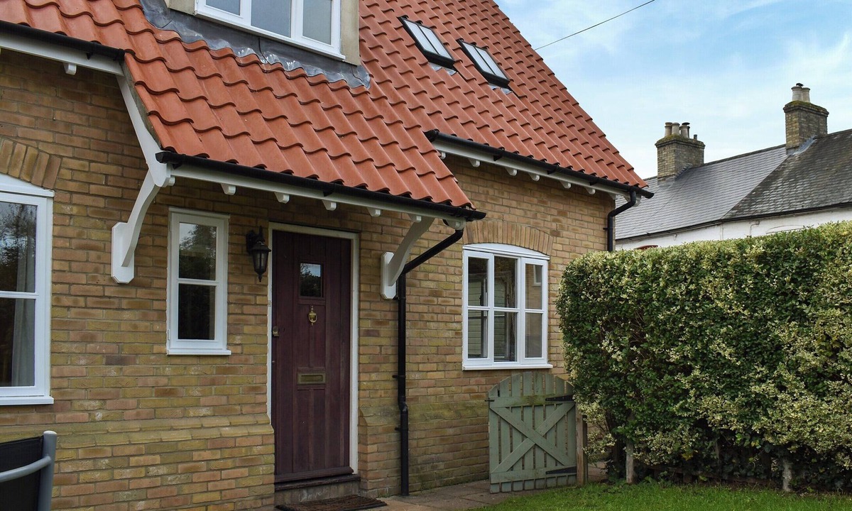 Pampisford Cottage | 3 bedroom accommodation in Sawston, near Cambridge