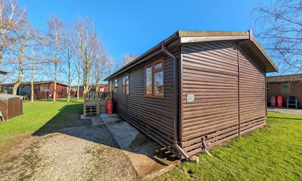 Carnforth Ski Chalet | 3 bedroom accommodation in Carnforth