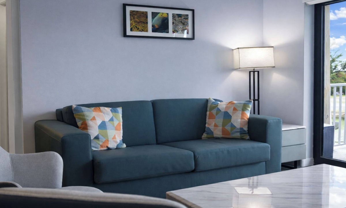 Bahamas Terrace Apartment | 3-Bedroom Apartment King + 2 Queens Full Kitchen & Balcony