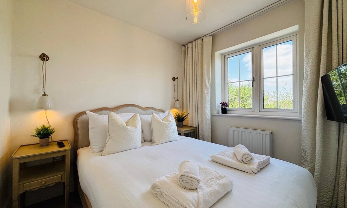 Eaton Mascott House | 3 Bedroom Home Near Shrewsbury