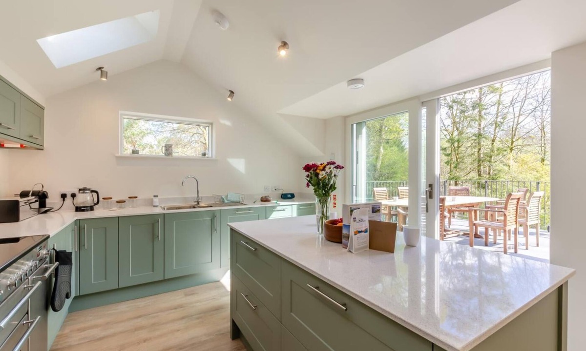 Broughton Mills Cottage | 4 Bed in Water Yeat (oc-c30989)