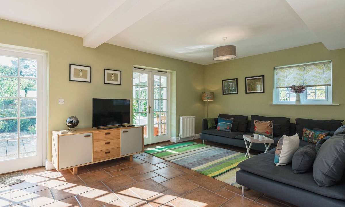 Burley Cottage | 4 bedroom accommodation in Burley