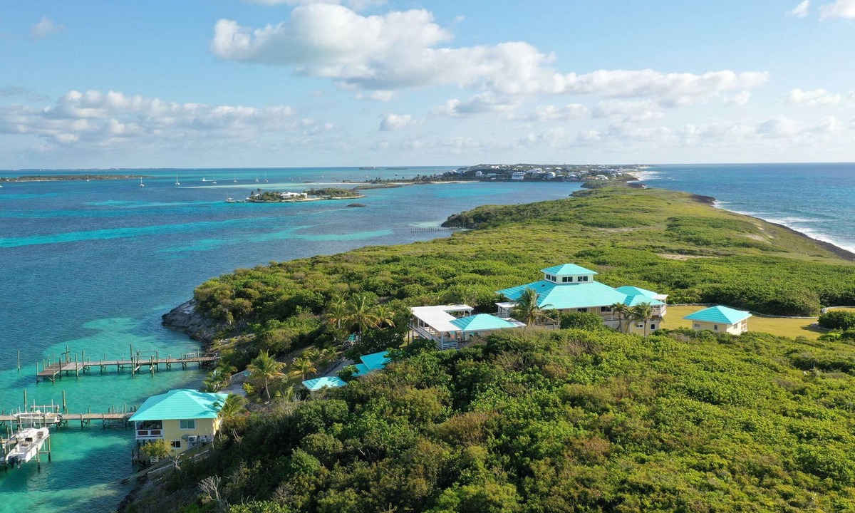 Lubbers Quarters Cay House | A Wenchs View - Tilloo Cay Estate just south of Hope Town