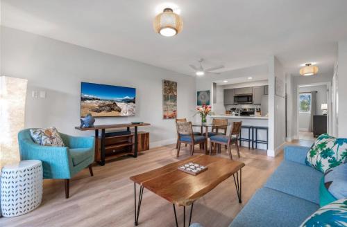 Kihei House | Airy Coastal Dream Vistas