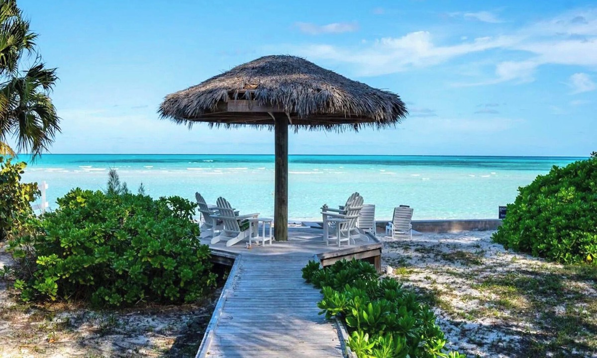 Spanish Wells House | Amberjack House - 3 Bdr On Beach/Golf Cart Included!