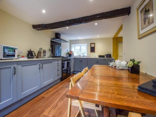 Winchcombe House | Archers