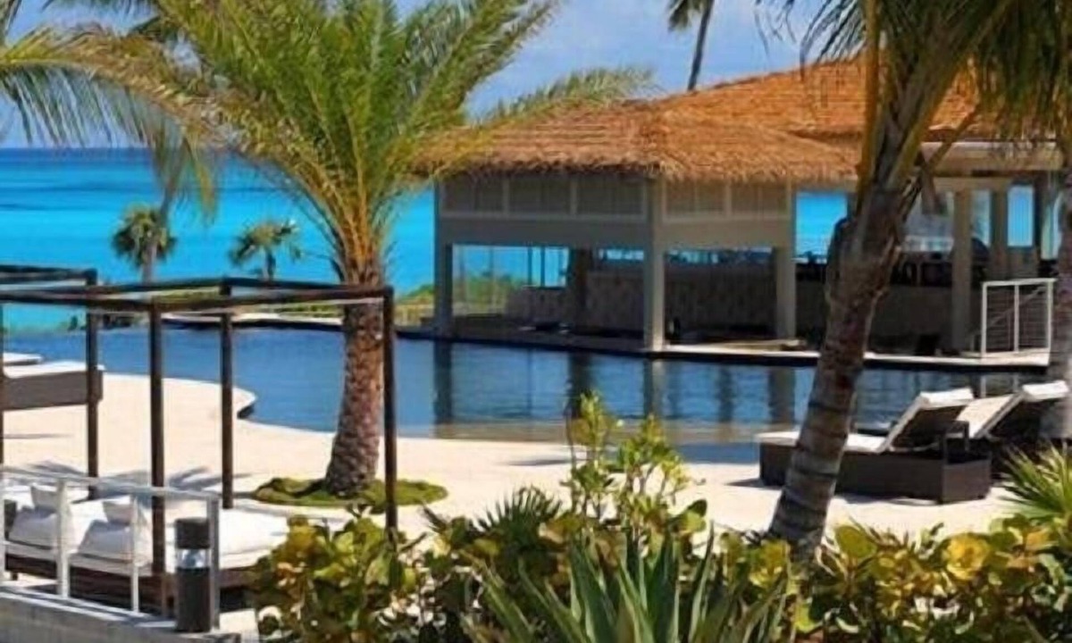 Governor's Harbour Villa | Atlantic Sunrise Villa 2 Bedroom Villa