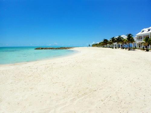 Palm Cay House | Bahamas Dream - Beach Luxury Vacation