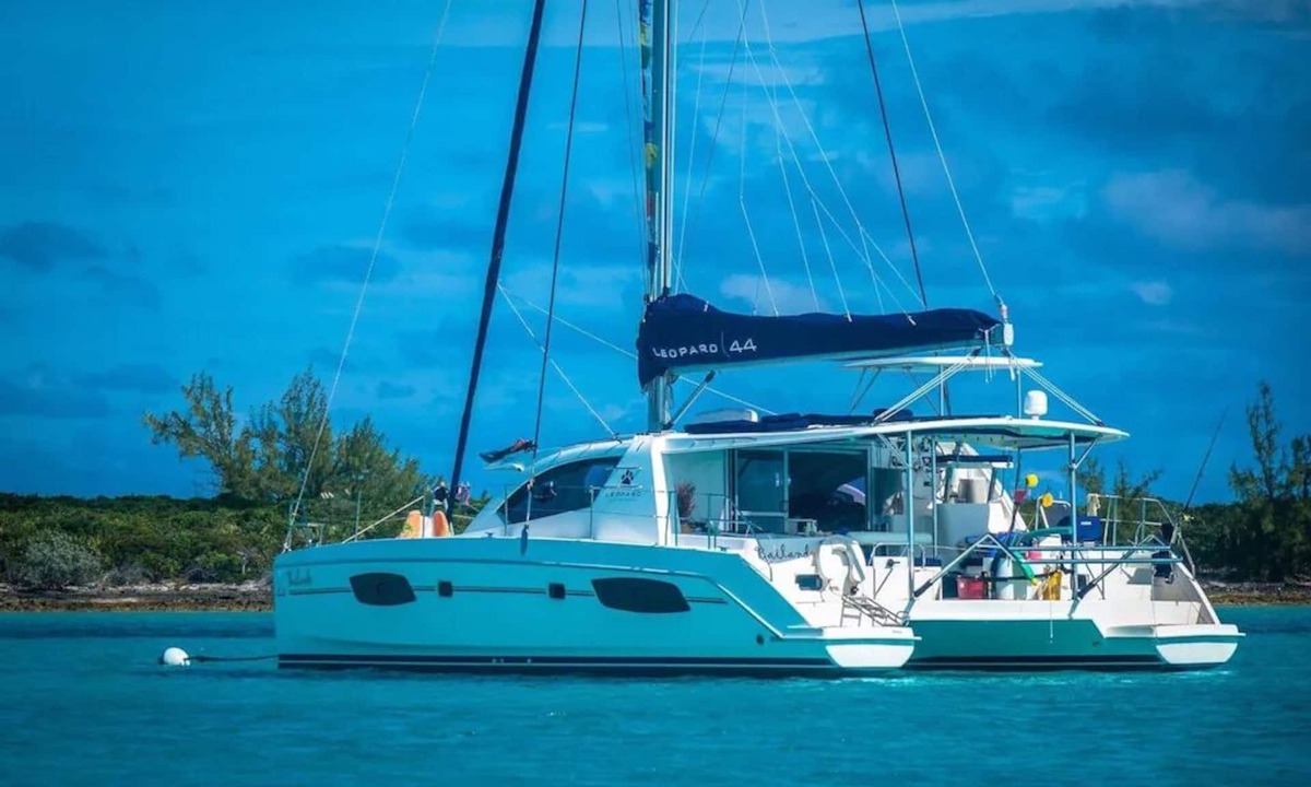 Out Islands Boat Rental | Bahamas Luxury Sailing Catamaran, Nassau to Exumas