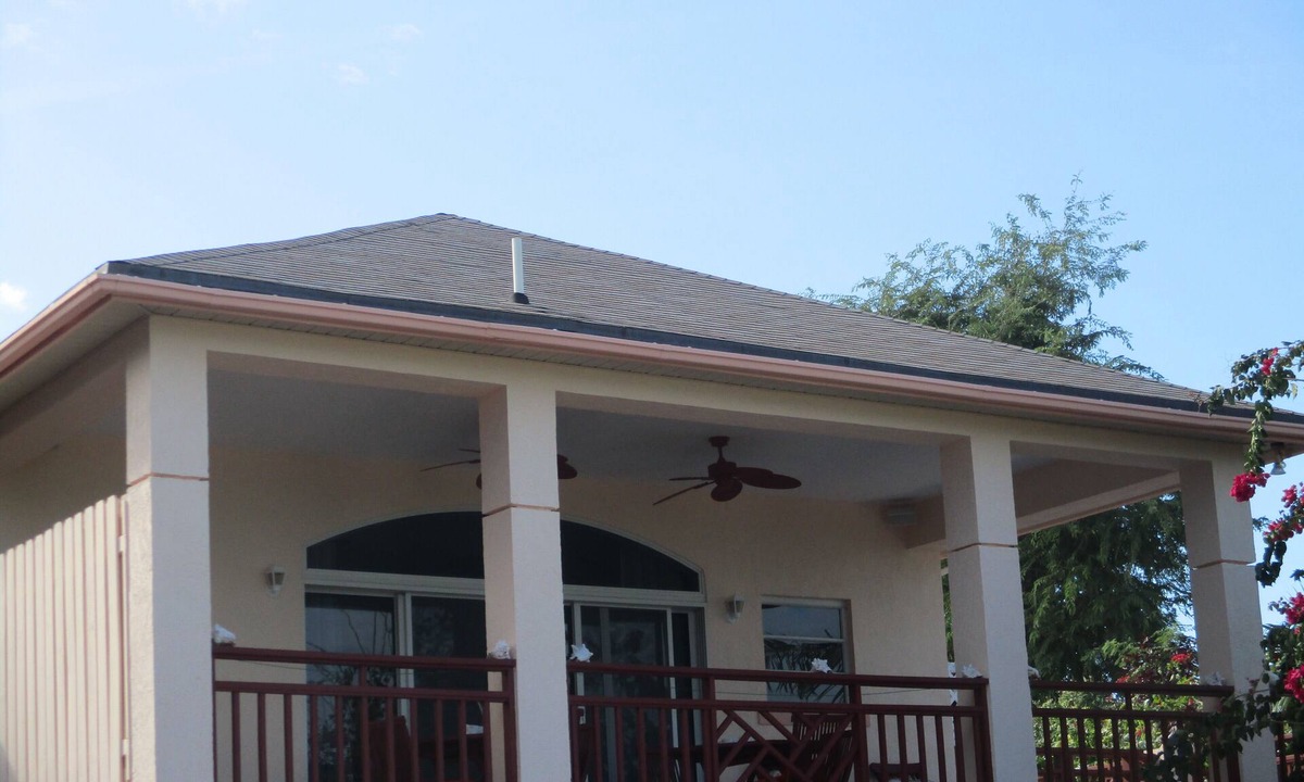 Great Exuma Apartment | BEACHFRONT Queen bedroom/2bath apartment directly on fabulous HOOPERS BAY beach