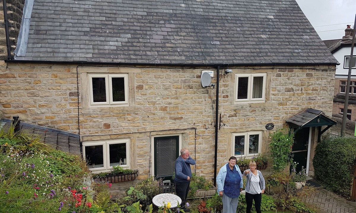 Crich Cottage | Beautiful 2 bedroomed stone cottage in the centre of Crich
