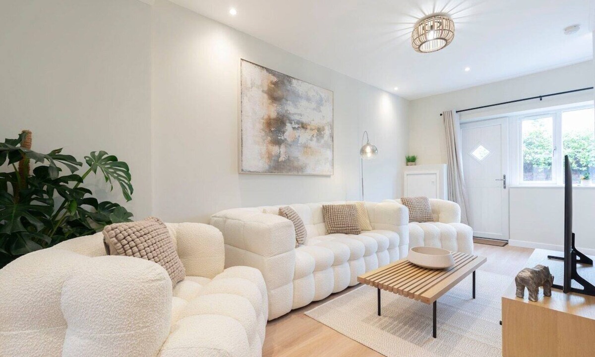 Montpellier House | Beautiful Montpellier Retreat