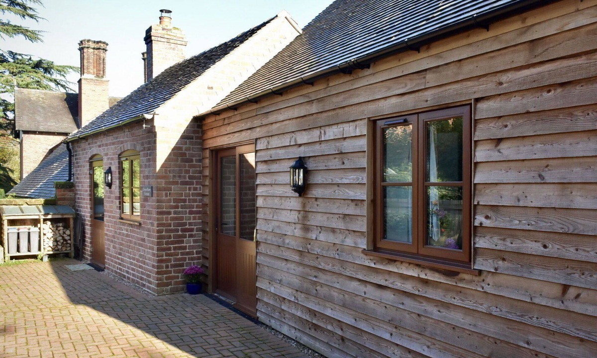 Wollerton House | Beautiful villa for 3 people with TV and pets allowed