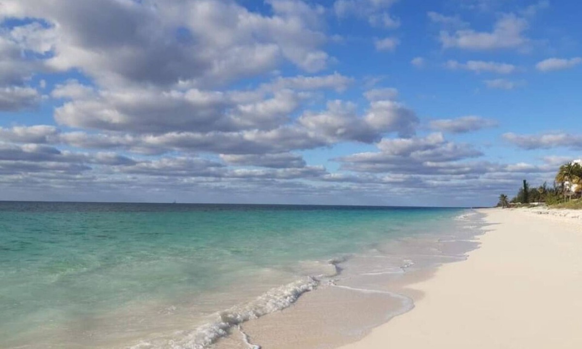 Windsor Park Villa | Beautiful Villa with Beach Access