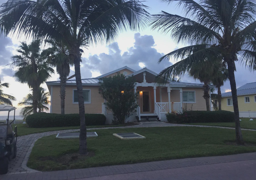 Alice Town House | Bimini Bay Resort and Marina/Oceanfront Luxury 4 bedroom Villa