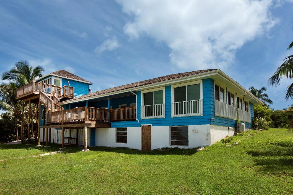 Governor's Harbour House | Blue Dream by Eleuthera Vacation Rentals
