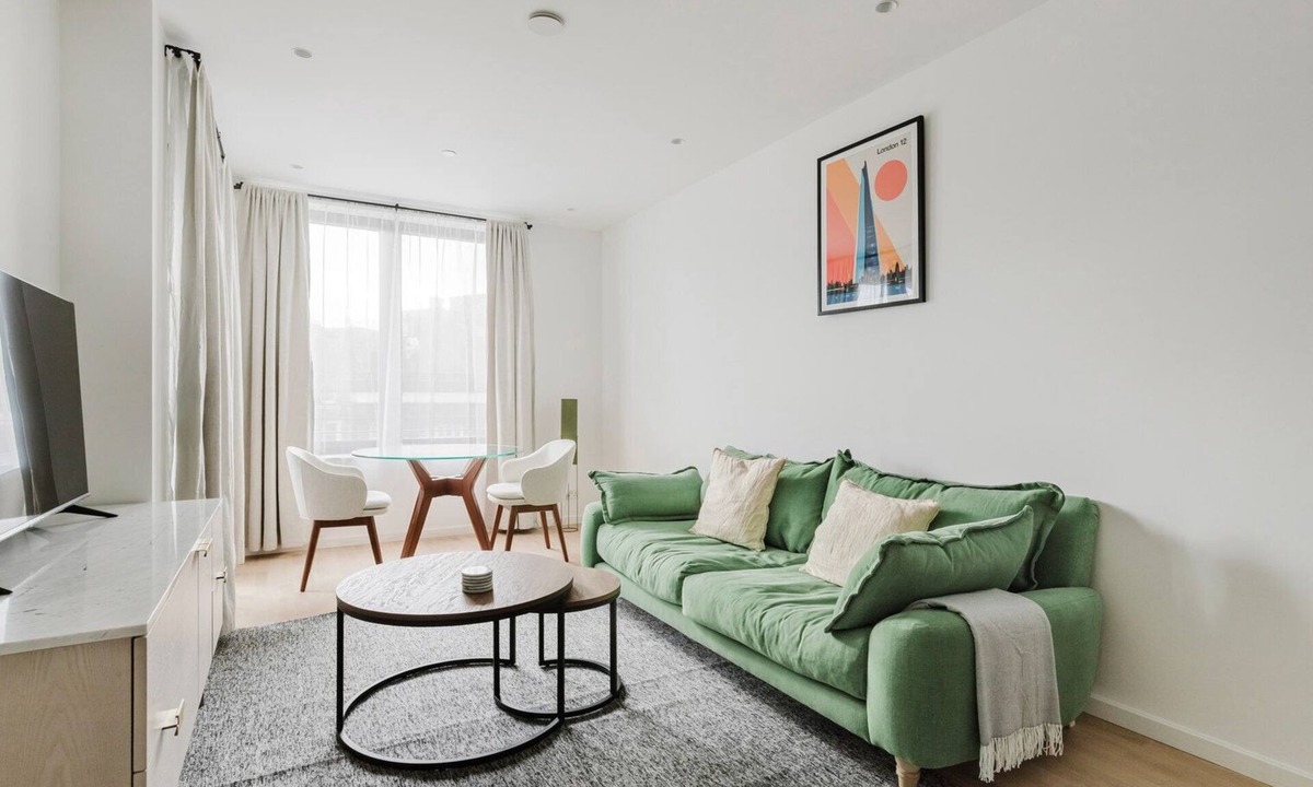 Haverstock Apartment | Blueground | Chalk Farm, balcony, nr Primrose Hill