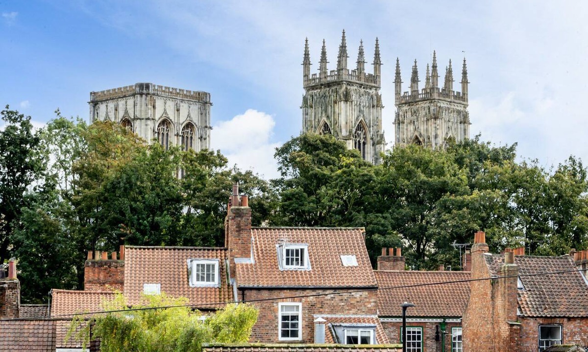 Bootham Apartment | Bootham Row 11 - a couples retreat that sleeps 3 guests in 1 bedroom