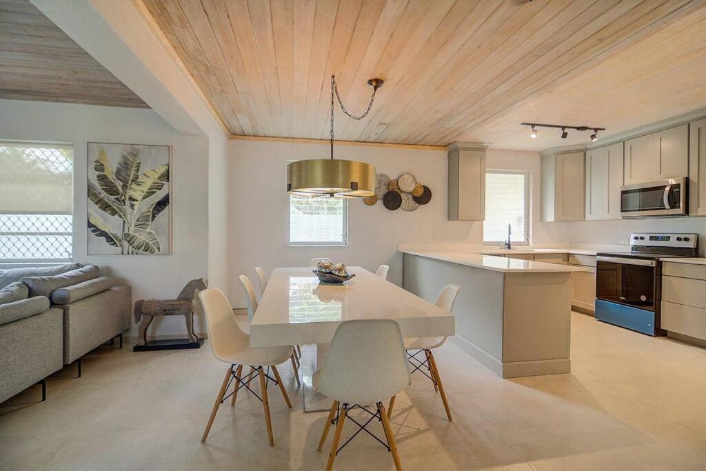 Westward Villas Subdivision House | Brand New 2br Unit At Hampshire Street