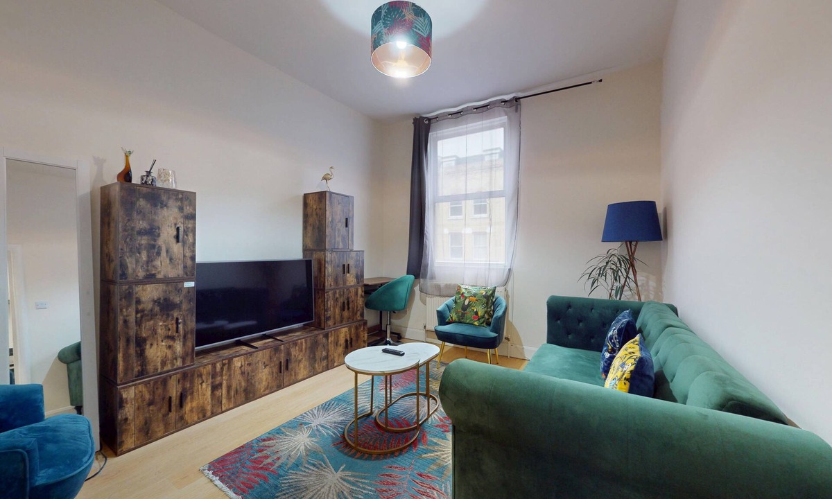Stroud Green Apartment | Bright 1BR-7 min walk to Tube-20 min to LDN centre