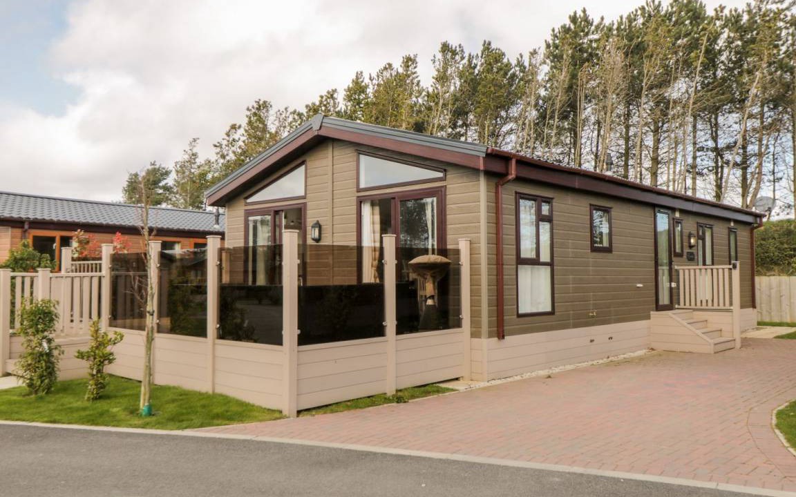Runswick Bay Cottage | Cabin ∙ 3 bedrooms ∙ 6 guests