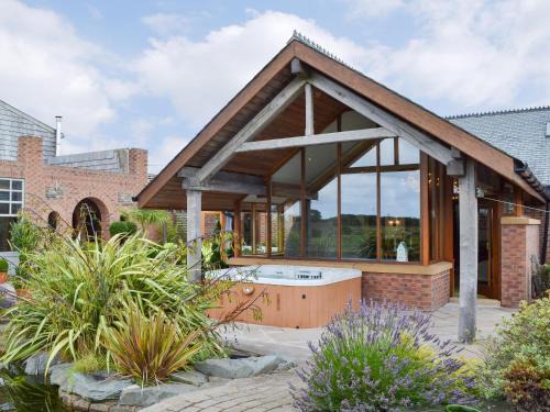 Poulton-le-Fylde House | Carr End Barn A