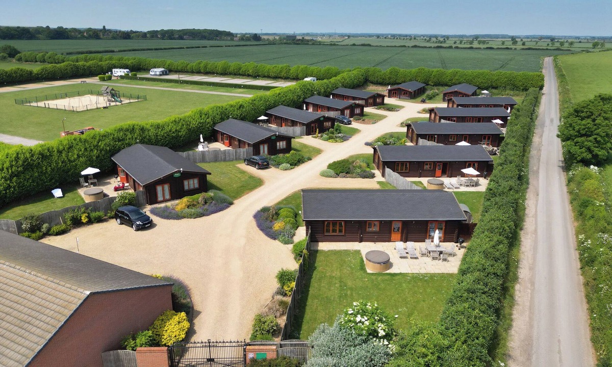 Castle Bytham Cottage | Cedar Lodge
