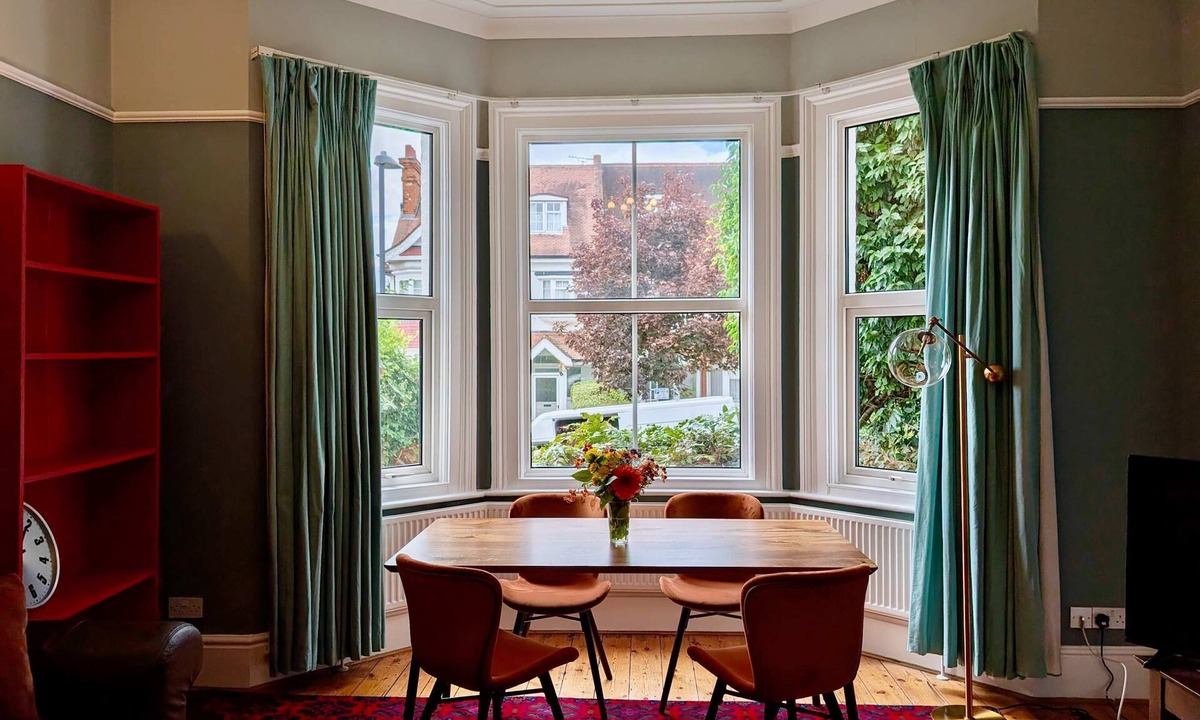 Pinner House | Charming Two-Bedroom House in London