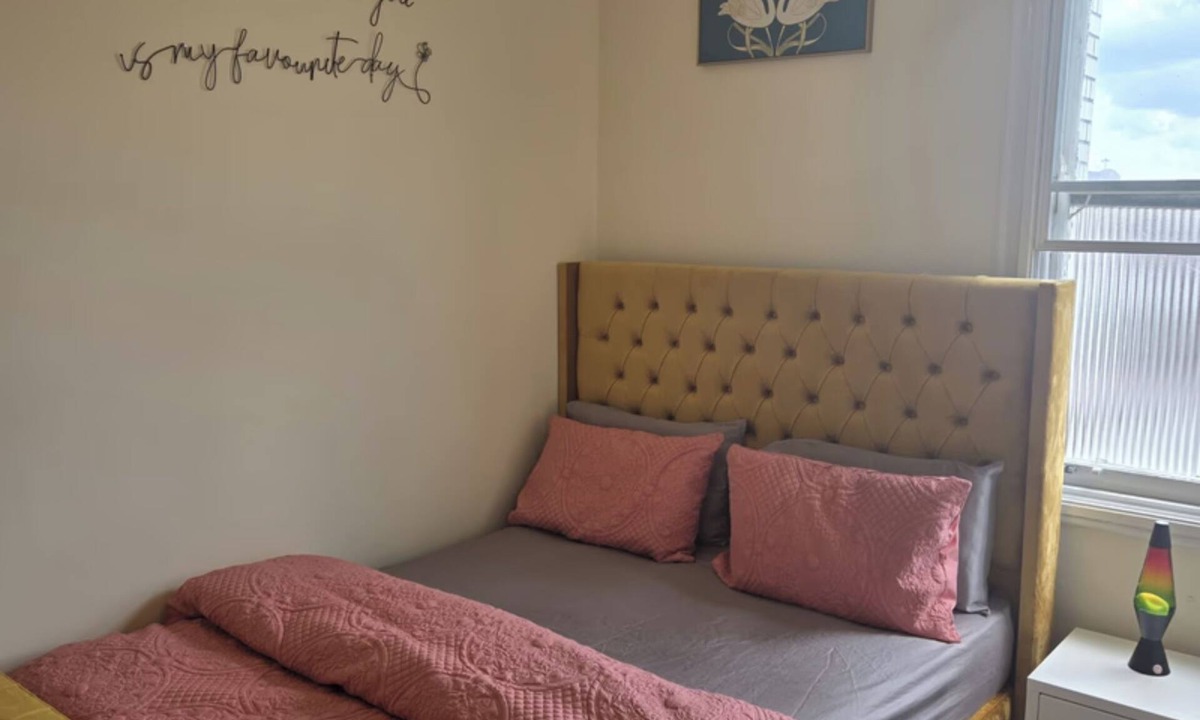Wolverhampton Apartment | Charming Wolverhampton Apartment with Private Entrance