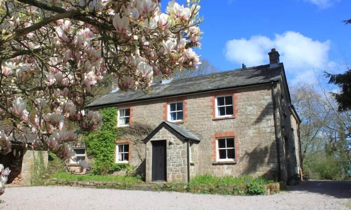 Redbrook House | Church Hill Farm beautiful property in the Lower Wye Valley set in 63 acres