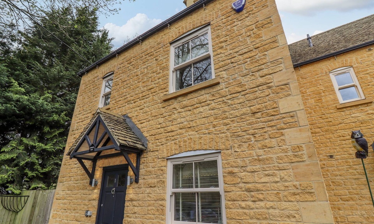 Bourton-on-the-Water Cottage | Church View