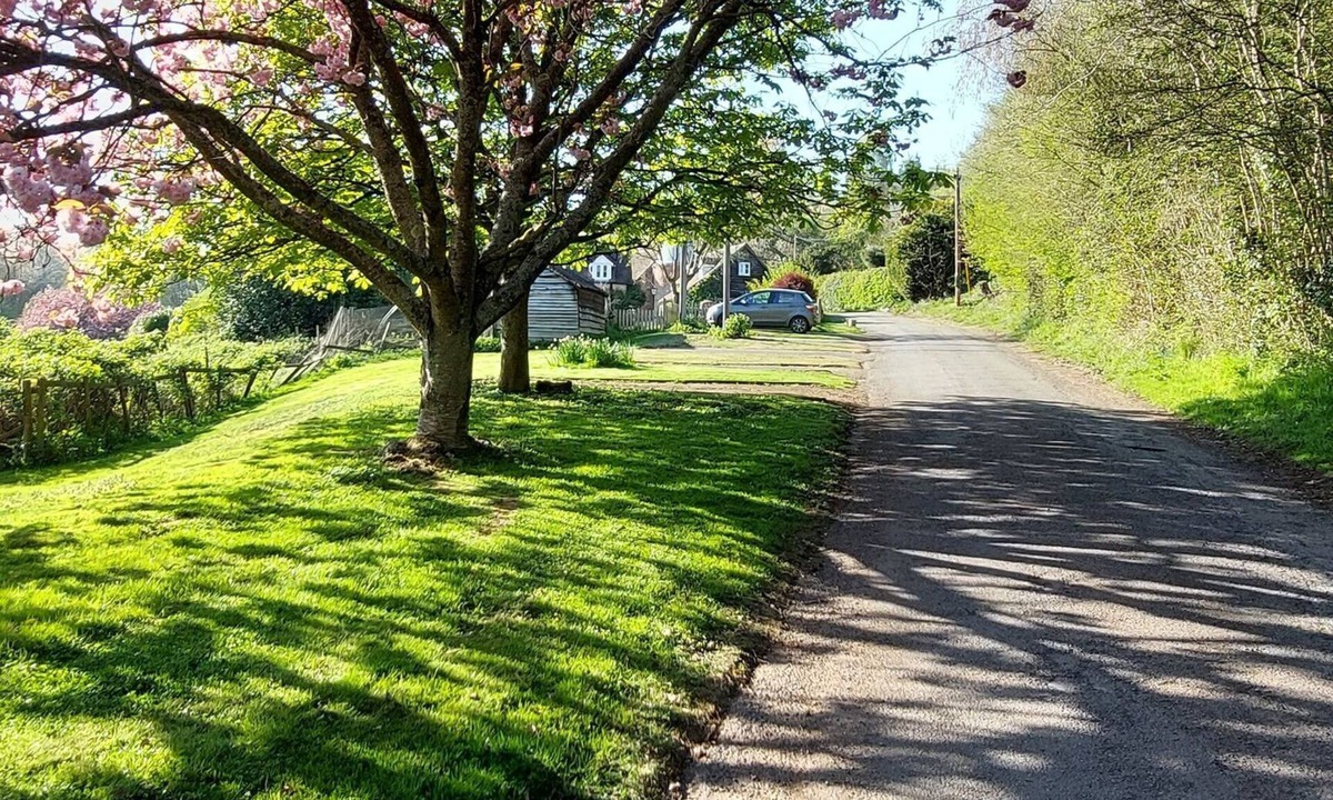 Hay-on-Wye Cottage | Cider Press - sleeps 2 guests in 1 bedroom