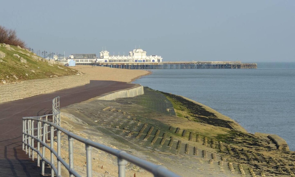 Southsea House | 🎶 City Chic Spacious 5BR Home | 7MINS to Victorious Festival Ground! 🌊