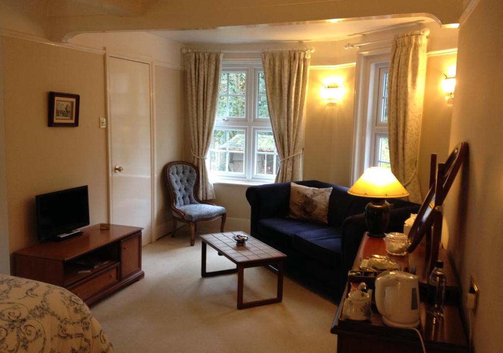 New Forest District Bed & Breakfast | Clayhill House Bed & Breakfast