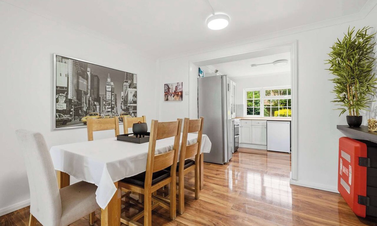Aylesbury House | Comfortable 3 bed house near Bedgrove park