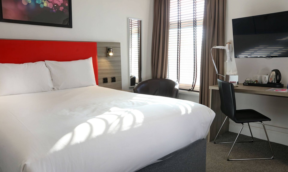 Wolverhampton Hotel | Connaught Hotel