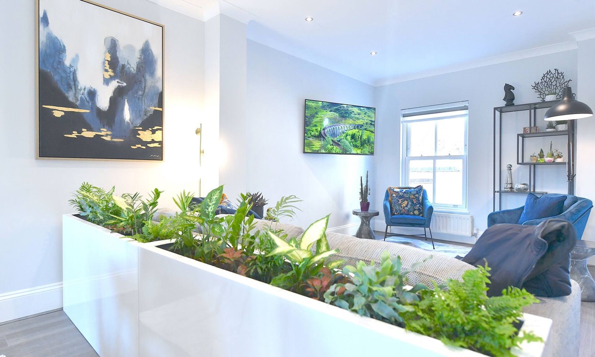 Bishop's House | Contemporary Townhouse near to the London Eye & Waterloo Station