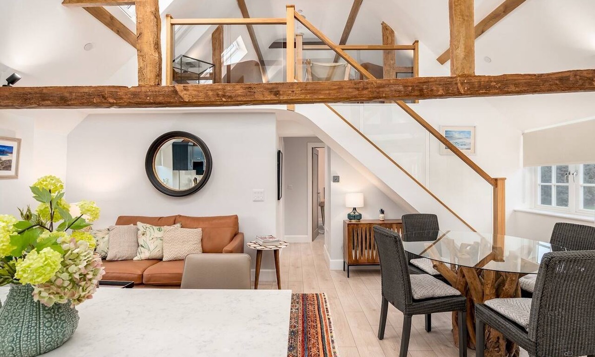 Amersham Apartment | Converted Hop House Apt - Old Amersham - Chilterns - Pass the Keys