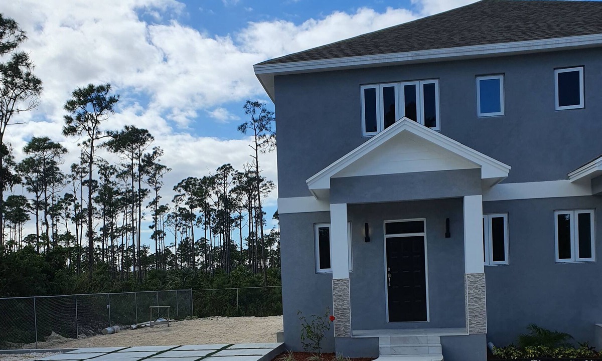 Nassau Condo | Coral Condos @ Southern Ocean Estates
