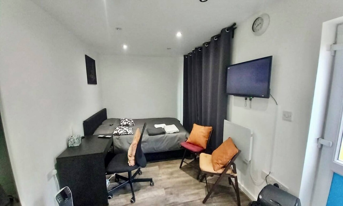 Yeading Apartment | Cosy 1-Bed Studio in Northolt perfect to unwind