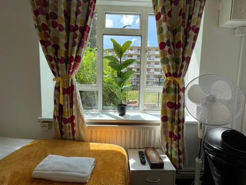 St. Pancras and Somers Town Hostel | Cosy Central Rooms in Camden near Kings Cross